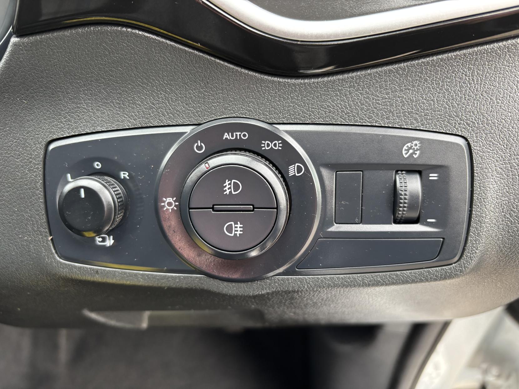 MG GS 1.5 TGI Exclusive SUV 5dr Petrol Manual Euro 6 (s/s) (160 ps)