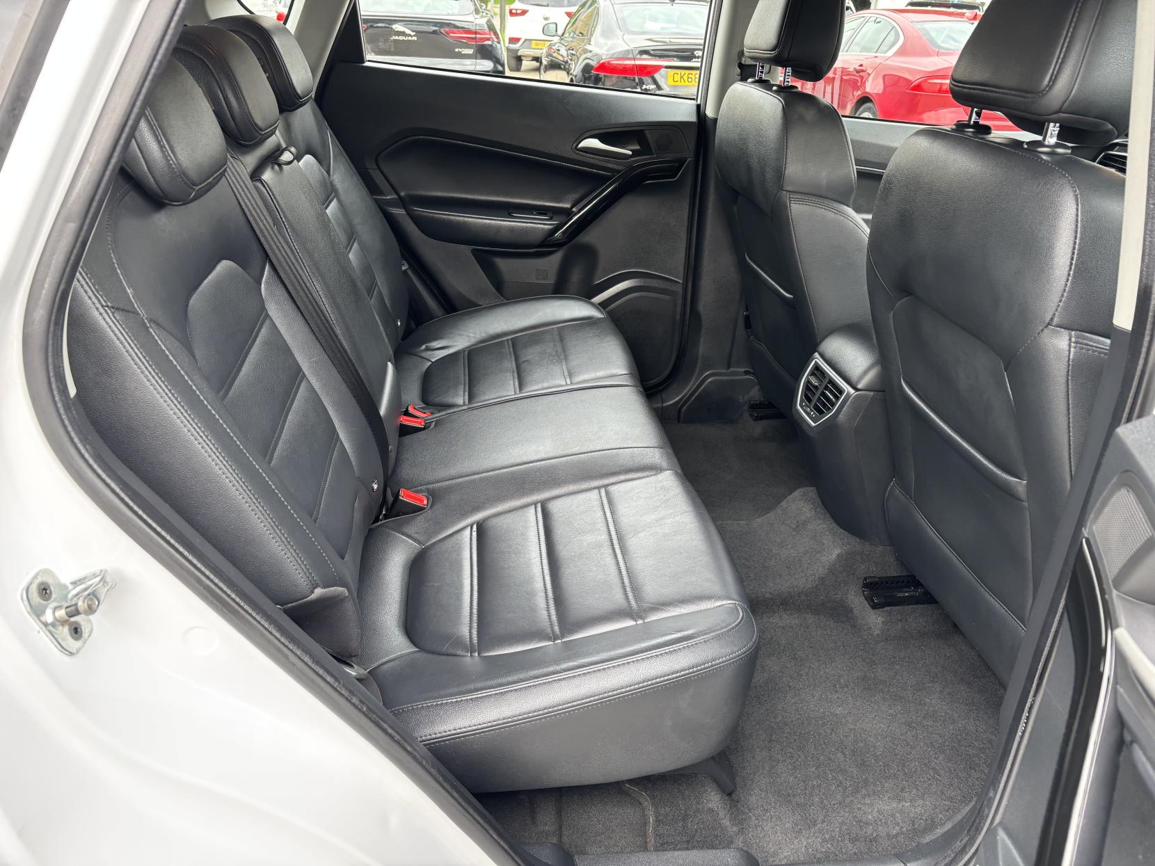 MG GS 1.5 TGI Exclusive SUV 5dr Petrol Manual Euro 6 (s/s) (160 ps)