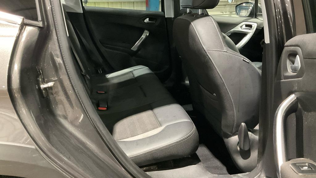 Peugeot 2008 1.2 PureTech Allure Premium SUV 5dr Petrol Manual Euro 6 (s/s) (110 ps)