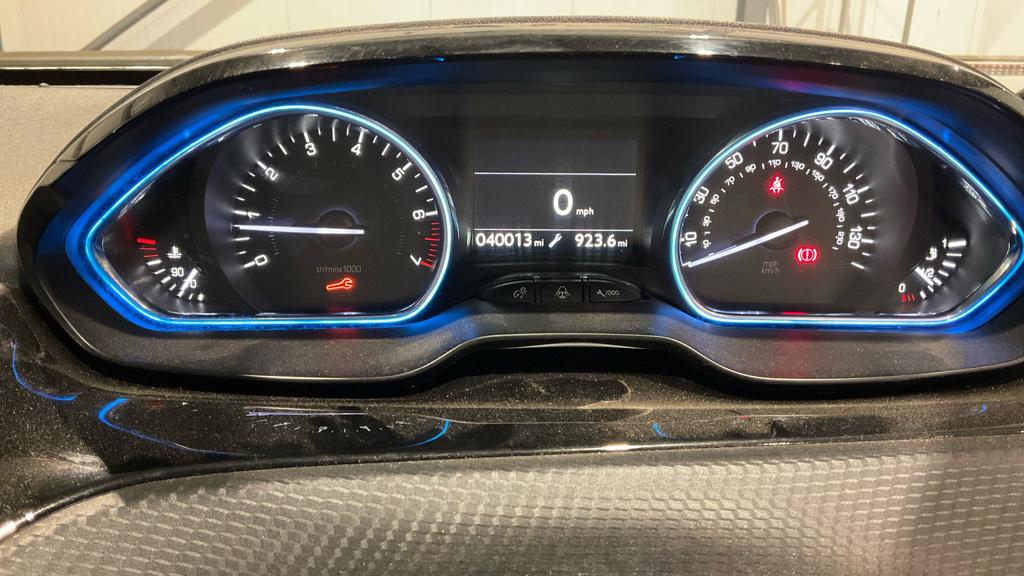 Peugeot 2008 1.2 PureTech Allure Premium SUV 5dr Petrol Manual Euro 6 (s/s) (110 ps)