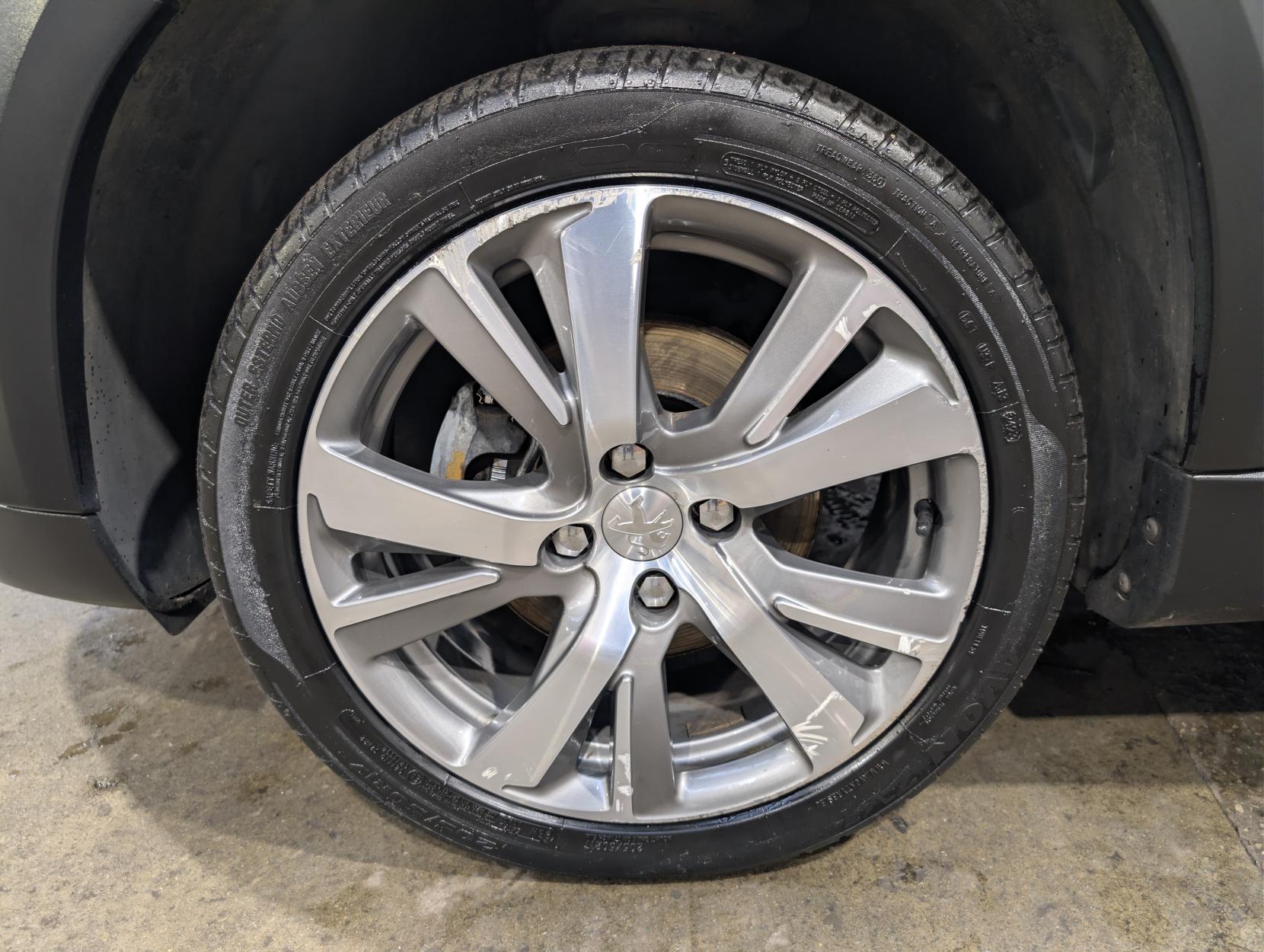 Peugeot 2008 1.2 PureTech Allure Premium SUV 5dr Petrol Manual Euro 6 (s/s) (110 ps)