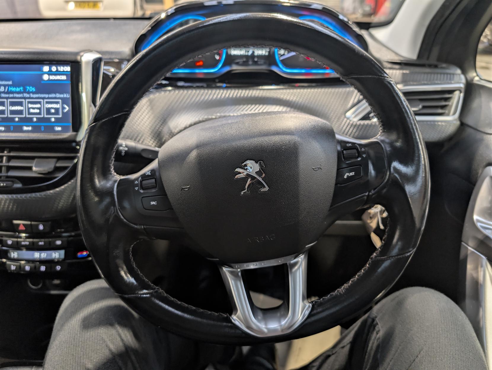 Peugeot 2008 1.2 PureTech Allure Premium SUV 5dr Petrol Manual Euro 6 (s/s) (110 ps)