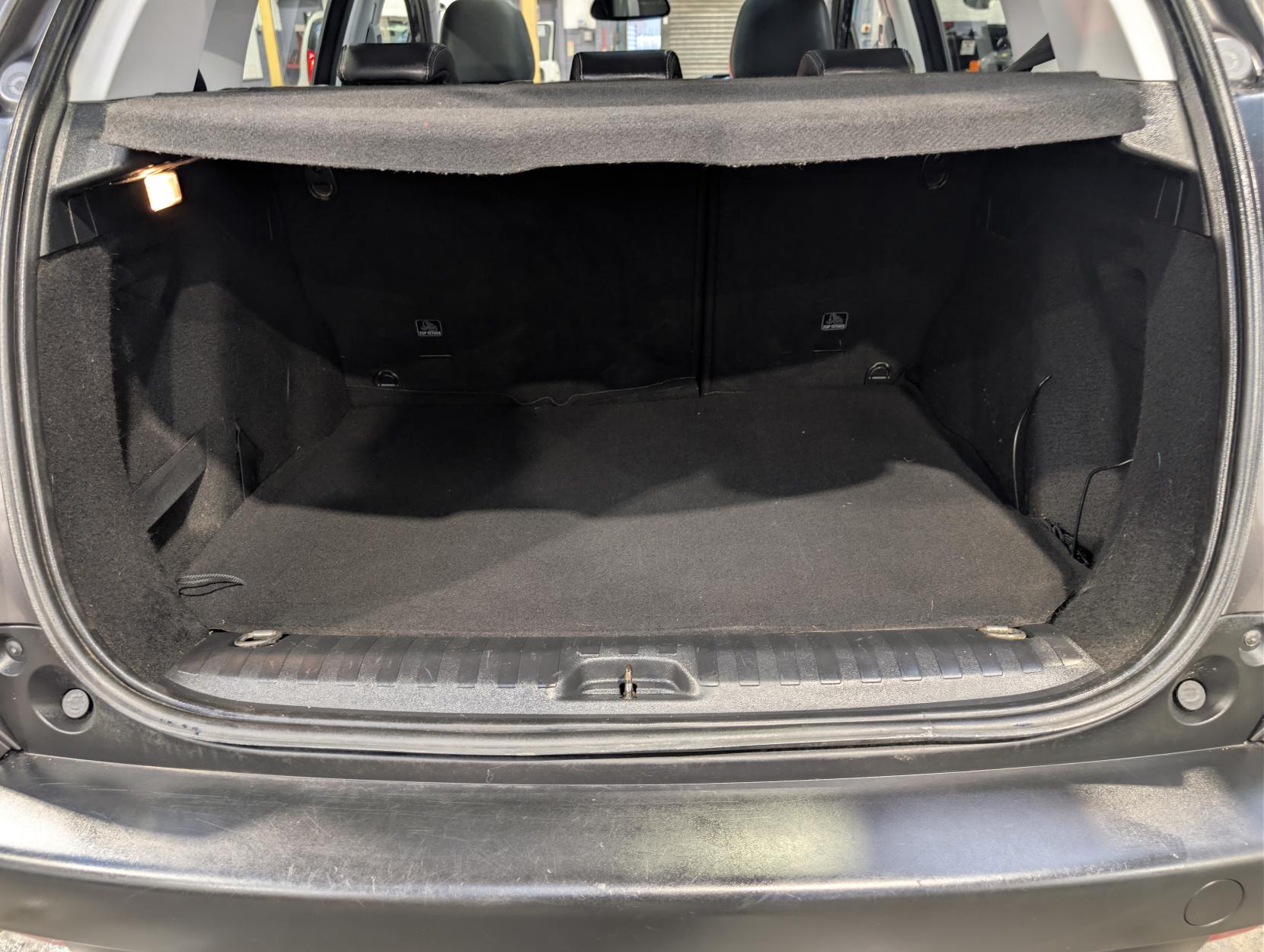 Peugeot 2008 1.2 PureTech Allure Premium SUV 5dr Petrol Manual Euro 6 (s/s) (110 ps)