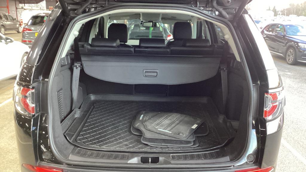 Land Rover Discovery Sport 2.0 TD4 SE Tech SUV 5dr Diesel Auto 4WD Euro 6 (s/s) (180 ps)