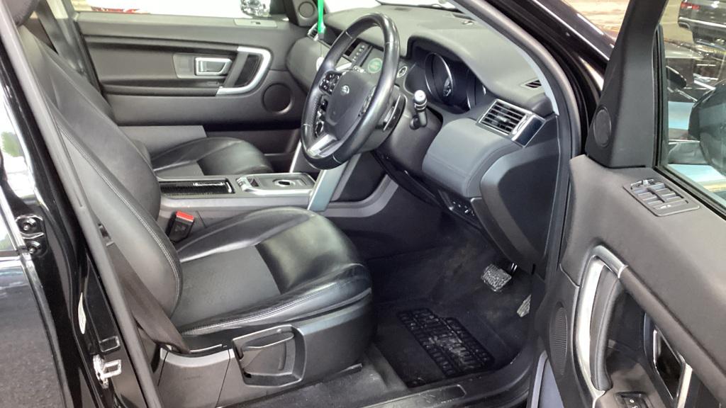 Land Rover Discovery Sport 2.0 TD4 SE Tech SUV 5dr Diesel Auto 4WD Euro 6 (s/s) (180 ps)