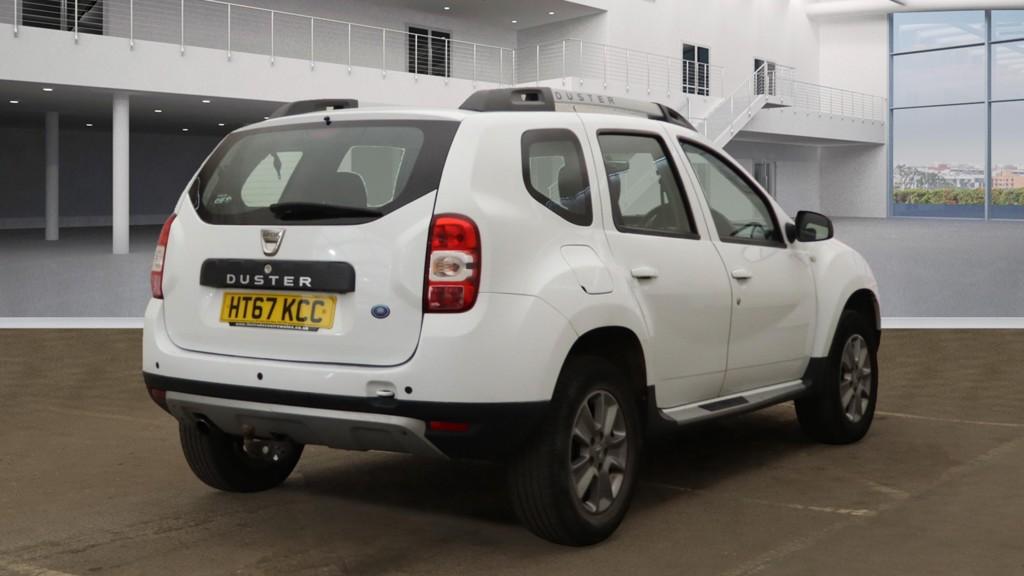 Dacia Duster 1.2 TCe Laureate SUV 5dr Petrol Manual Euro 6 (s/s) (125 ps)