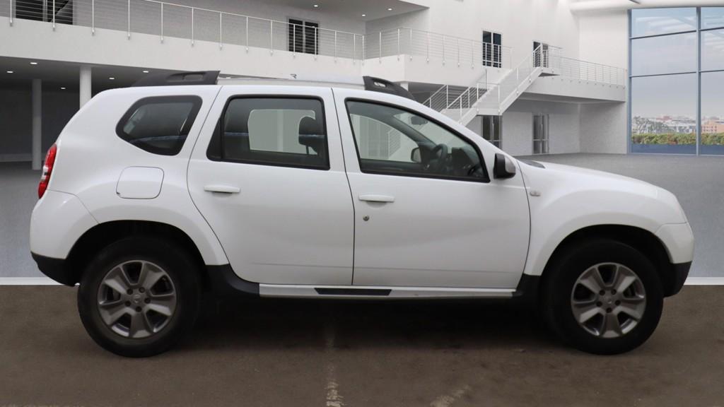 Dacia Duster 1.2 TCe Laureate SUV 5dr Petrol Manual Euro 6 (s/s) (125 ps)
