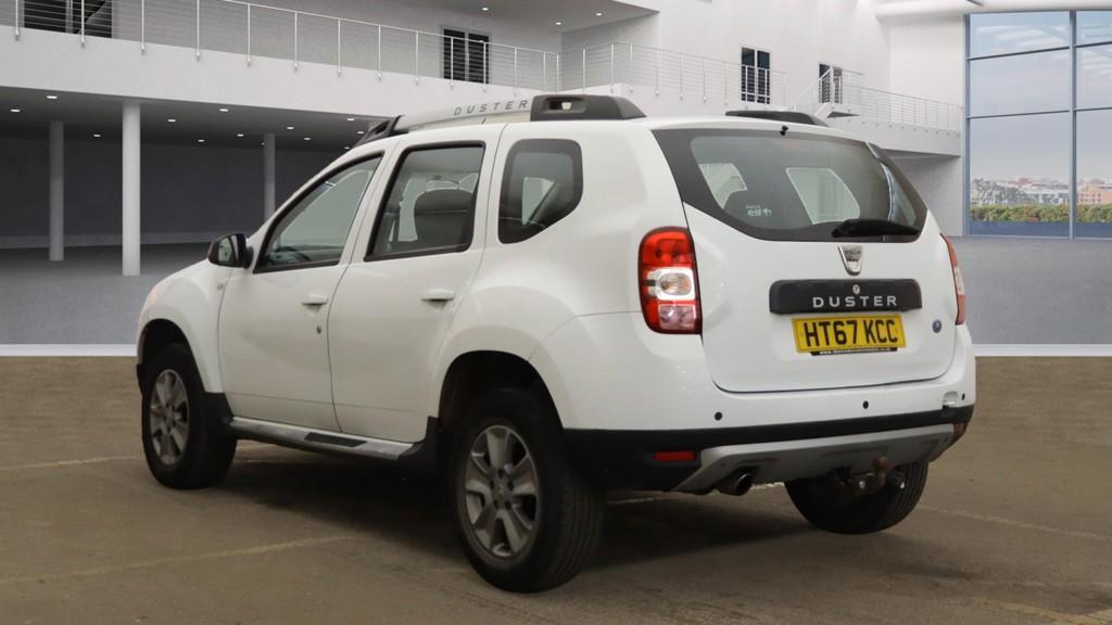 Dacia Duster 1.2 TCe Laureate SUV 5dr Petrol Manual Euro 6 (s/s) (125 ps)