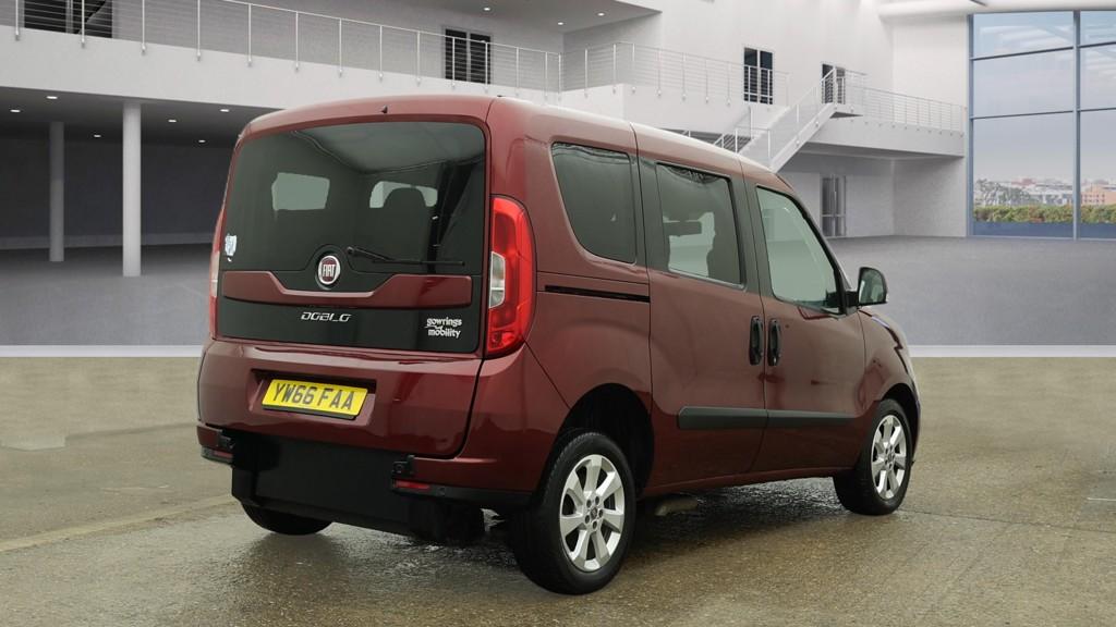 Fiat Doblo 1.6 MultiJet Lounge MPV 5dr Diesel Manual Euro 6 (95 ps)