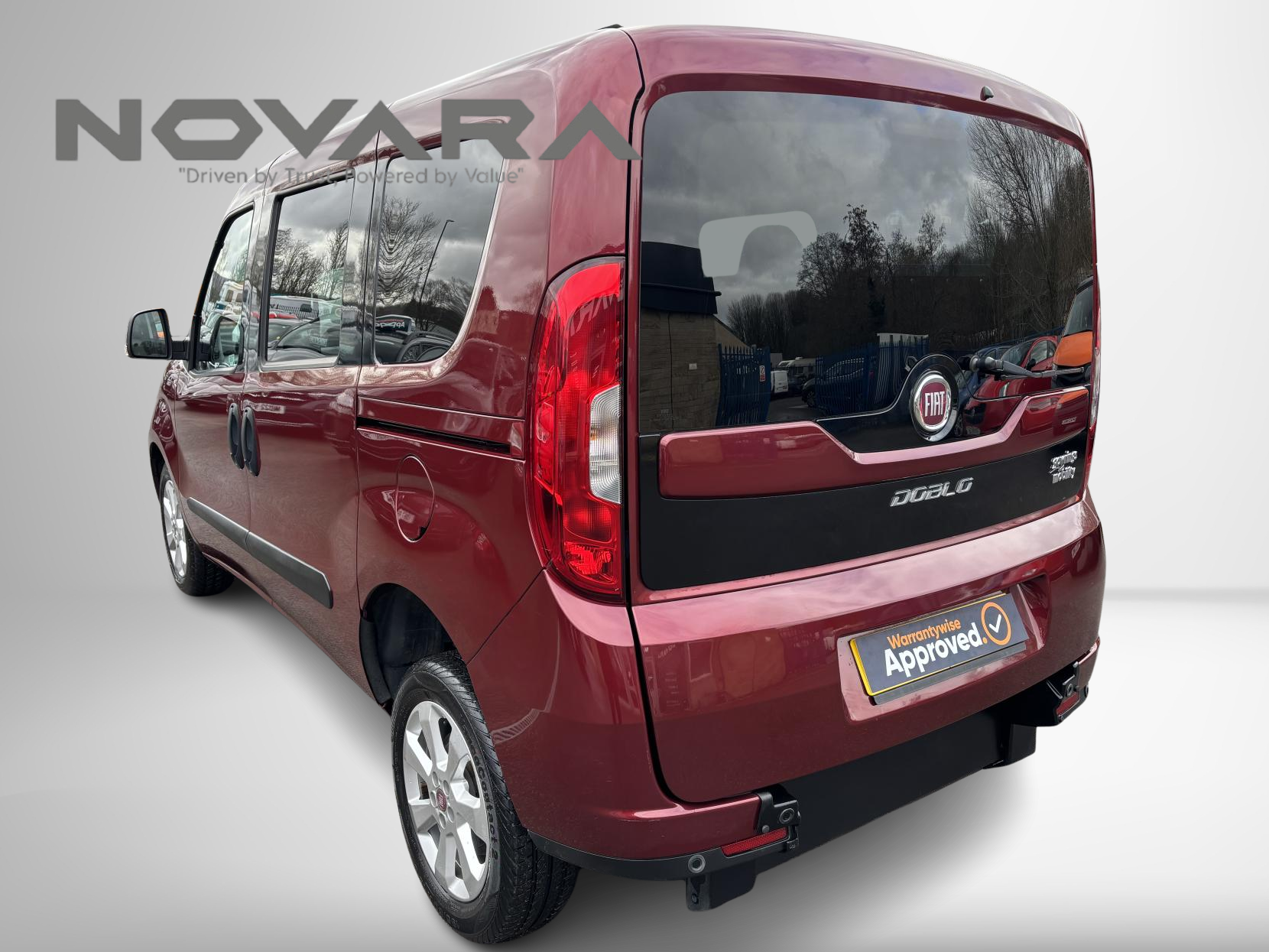 Fiat Doblo 1.6 MultiJet Lounge MPV 5dr Diesel Manual Euro 6 (95 ps)