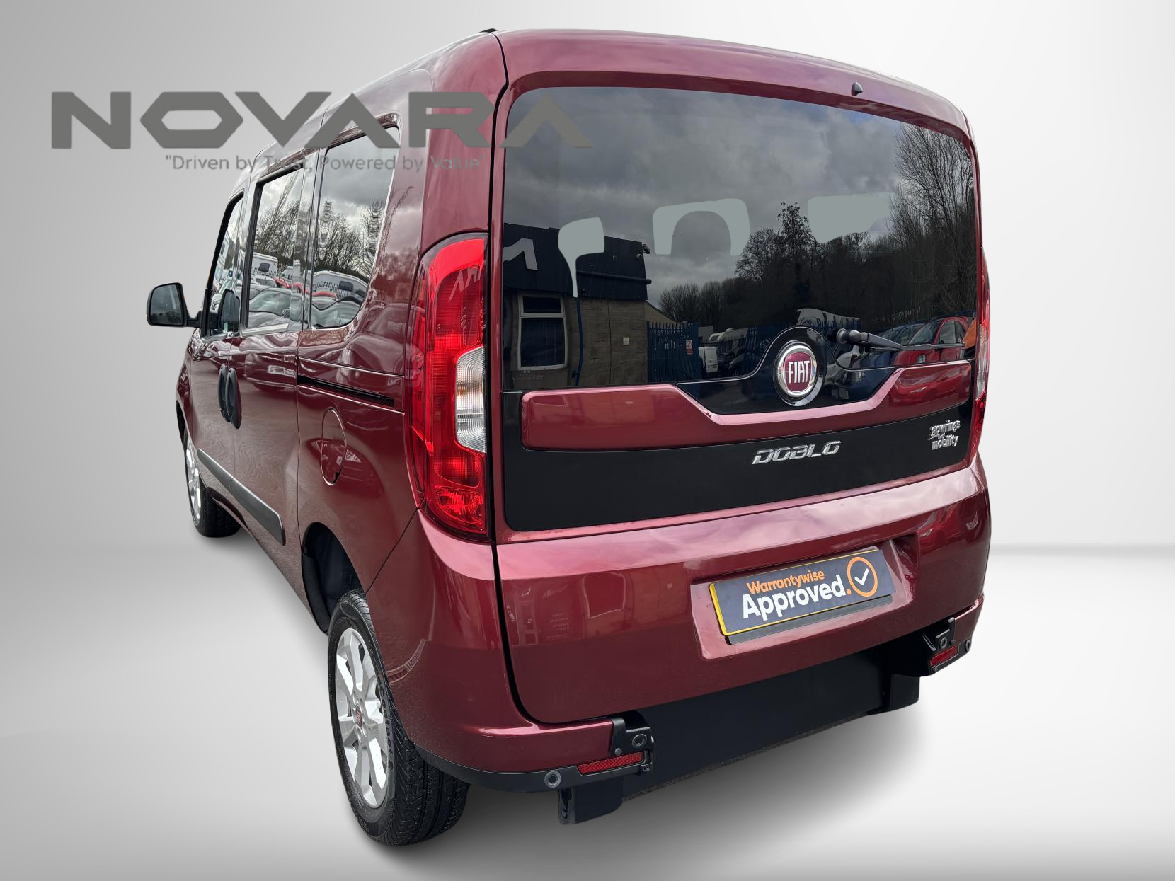 Fiat Doblo 1.6 MultiJet Lounge MPV 5dr Diesel Manual Euro 6 (95 ps)