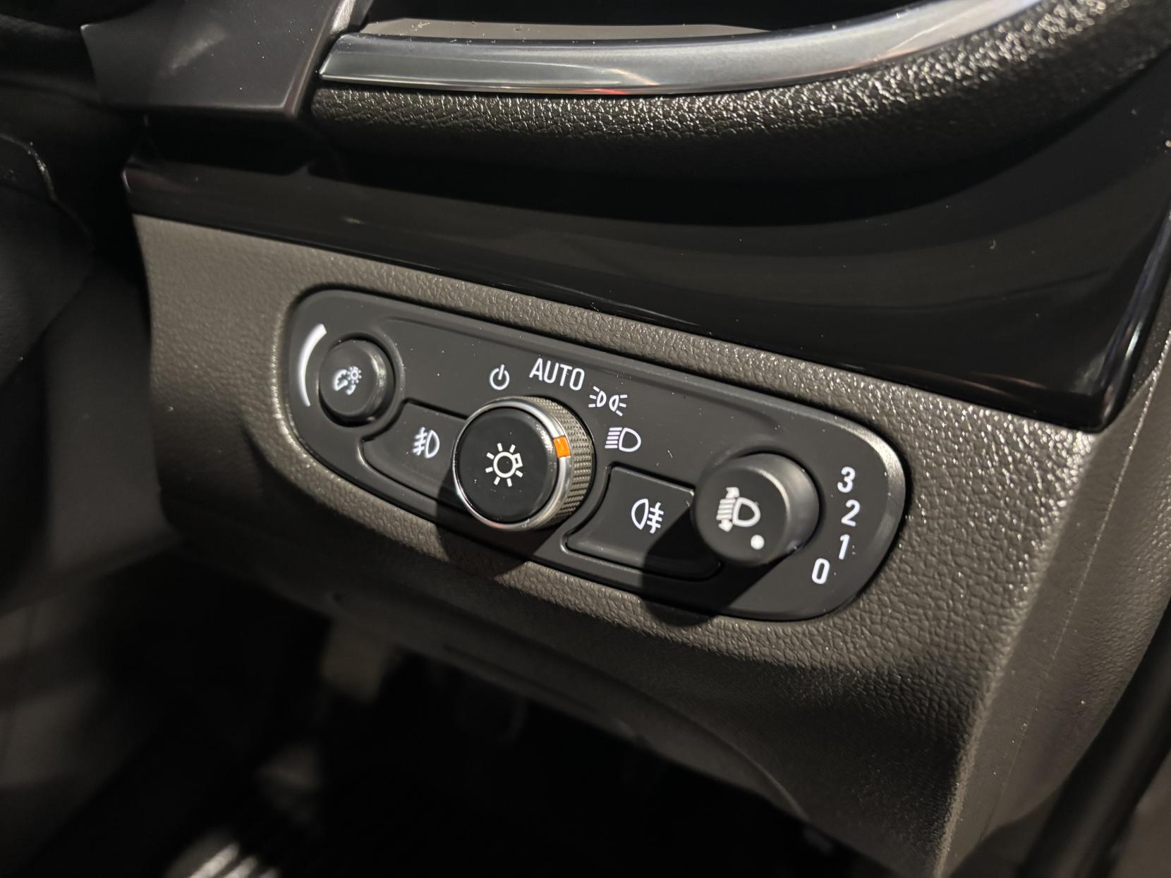 Vauxhall Mokka X 1.4i Turbo ecoTEC Active SUV 5dr Petrol Manual Euro 6 (s/s) (140 ps)