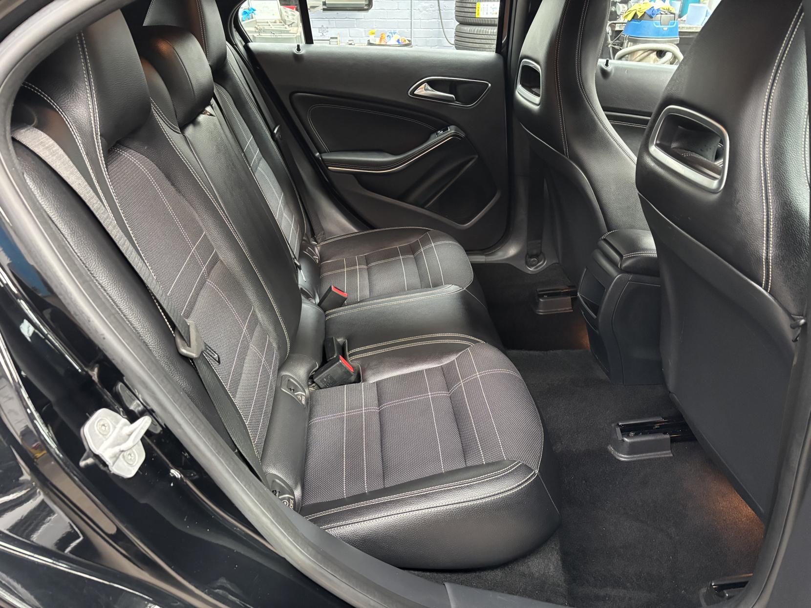 Mercedes-Benz A Class 1.6 A180 Sport Hatchback 5dr Petrol Manual Euro 6 (s/s) (122 ps)