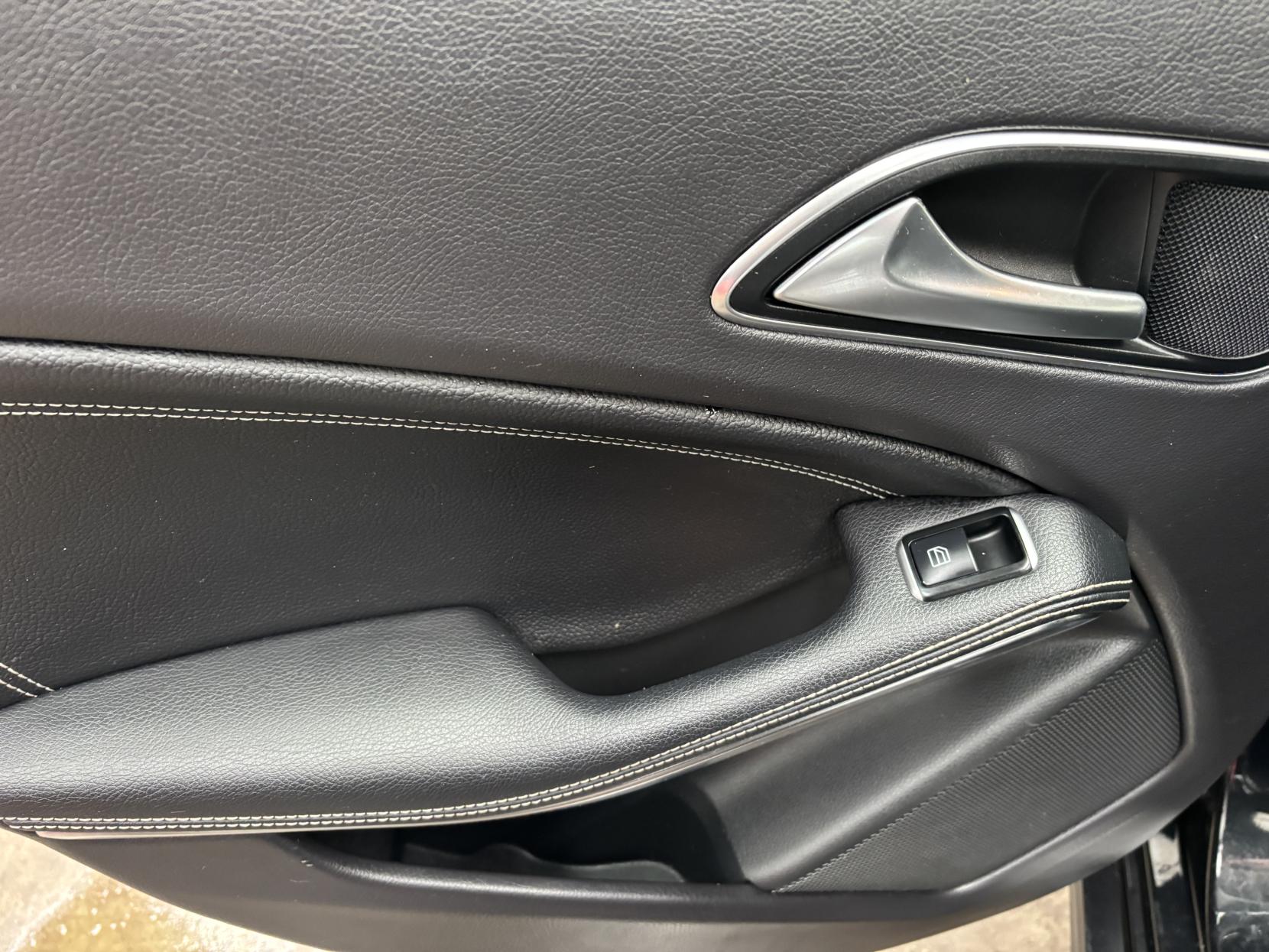 Mercedes-Benz A Class 1.6 A180 Sport Hatchback 5dr Petrol Manual Euro 6 (s/s) (122 ps)