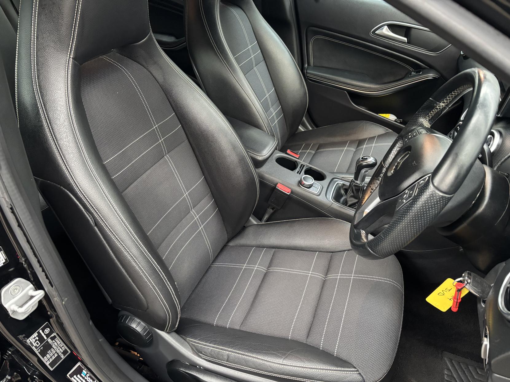 Mercedes-Benz A Class 1.6 A180 Sport Hatchback 5dr Petrol Manual Euro 6 (s/s) (122 ps)