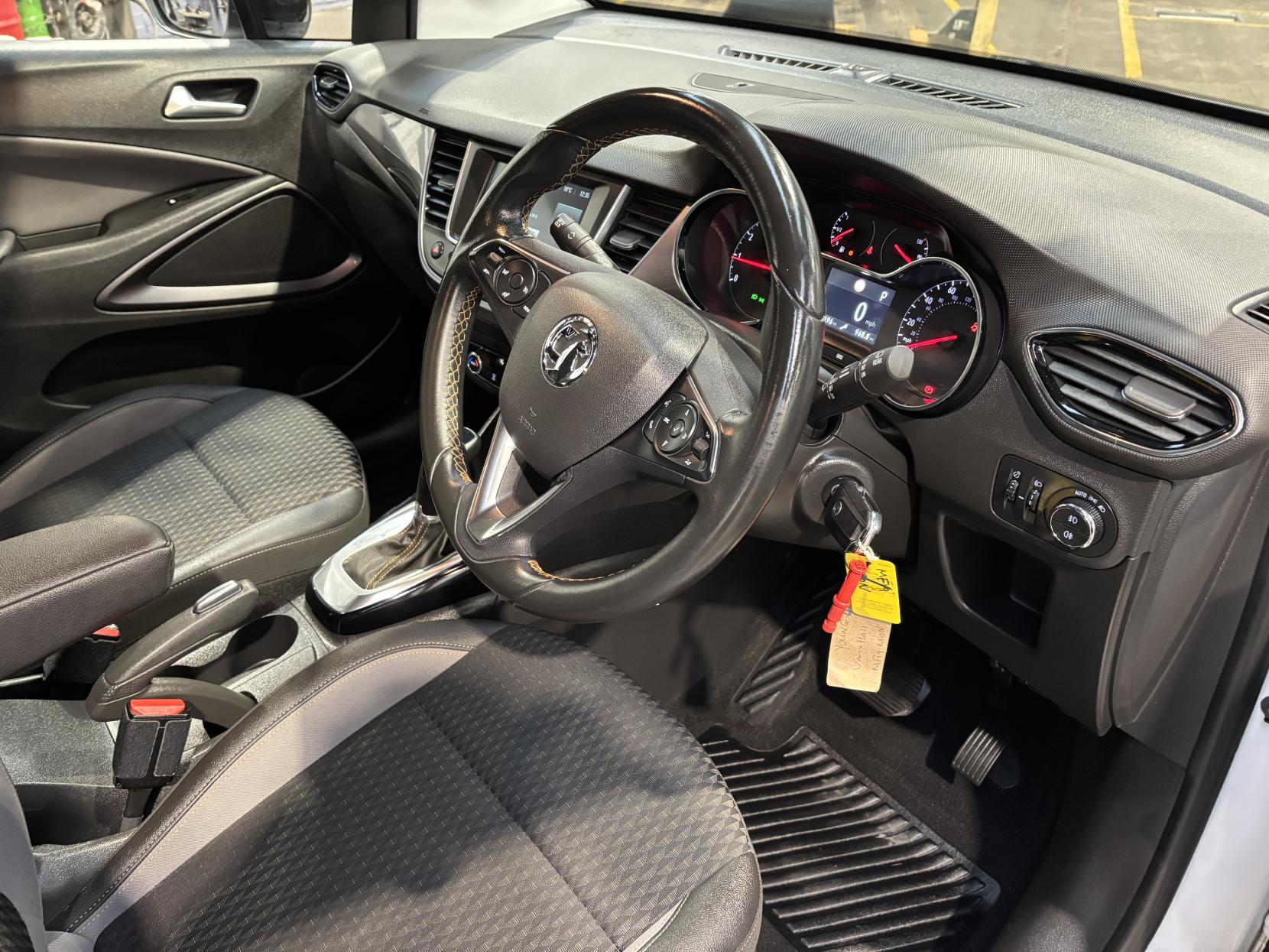 Vauxhall Crossland X 1.2 Turbo GPF Elite SUV 5dr Petrol Auto Euro 6 (s/s) (110 ps)