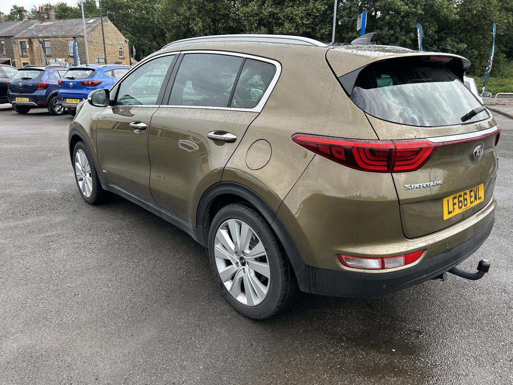 Kia Sportage 2.0 CRDi KX-4 SUV 5dr Diesel Manual AWD Euro 6 (182 bhp)