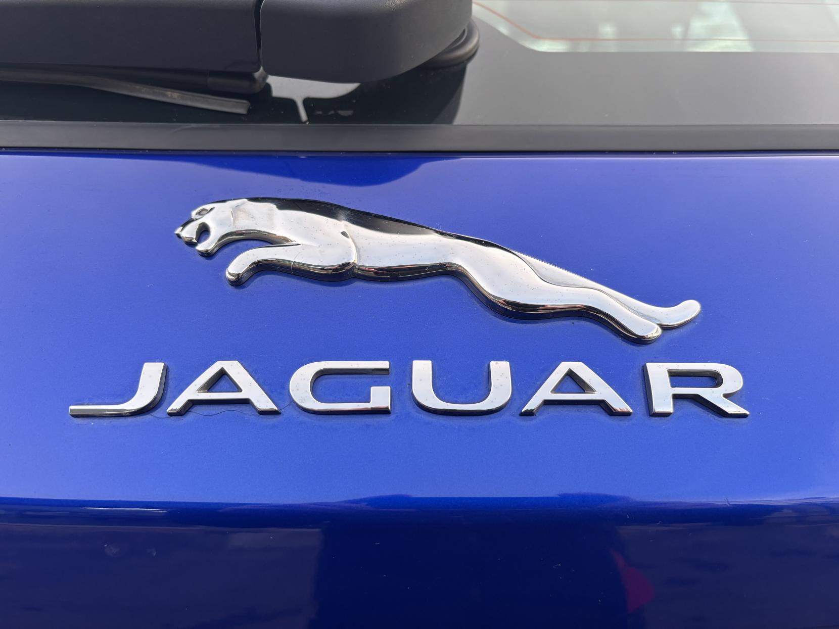 Jaguar F-PACE 2.0 D180 R-Sport SUV 5dr Diesel Auto AWD Euro 6 (s/s) (180 ps)