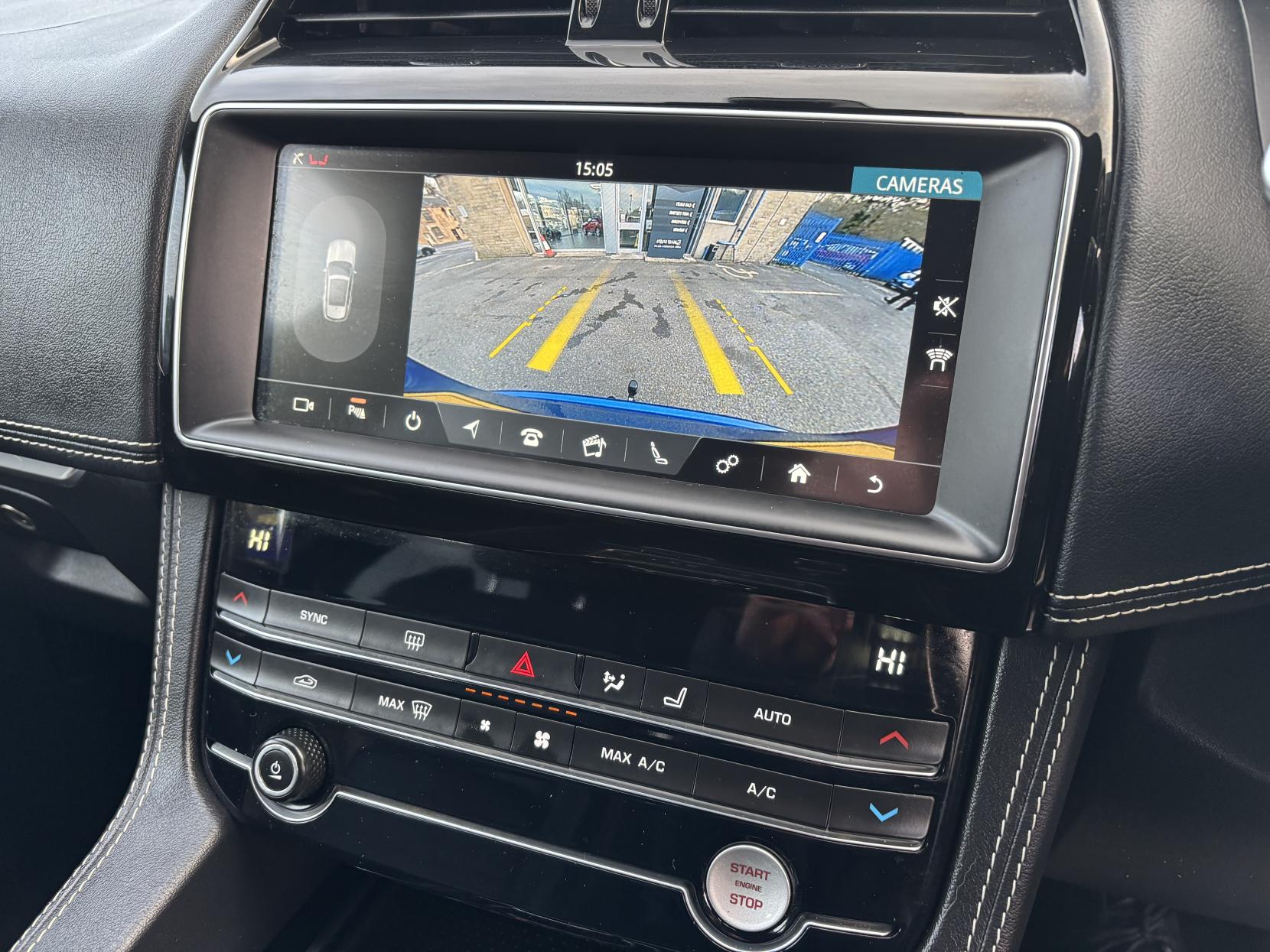 Jaguar F-PACE 2.0 D180 R-Sport SUV 5dr Diesel Auto AWD Euro 6 (s/s) (180 ps)