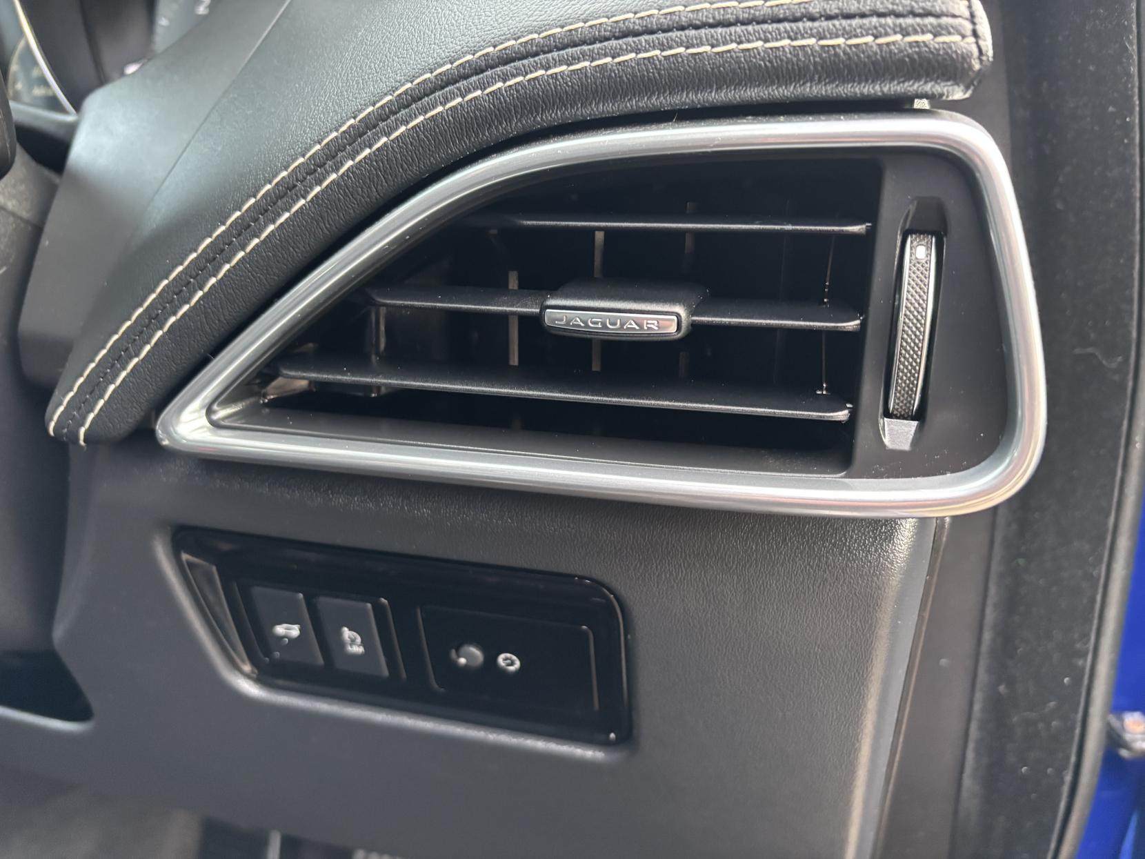 Jaguar F-PACE 2.0 D180 R-Sport SUV 5dr Diesel Auto AWD Euro 6 (s/s) (180 ps)