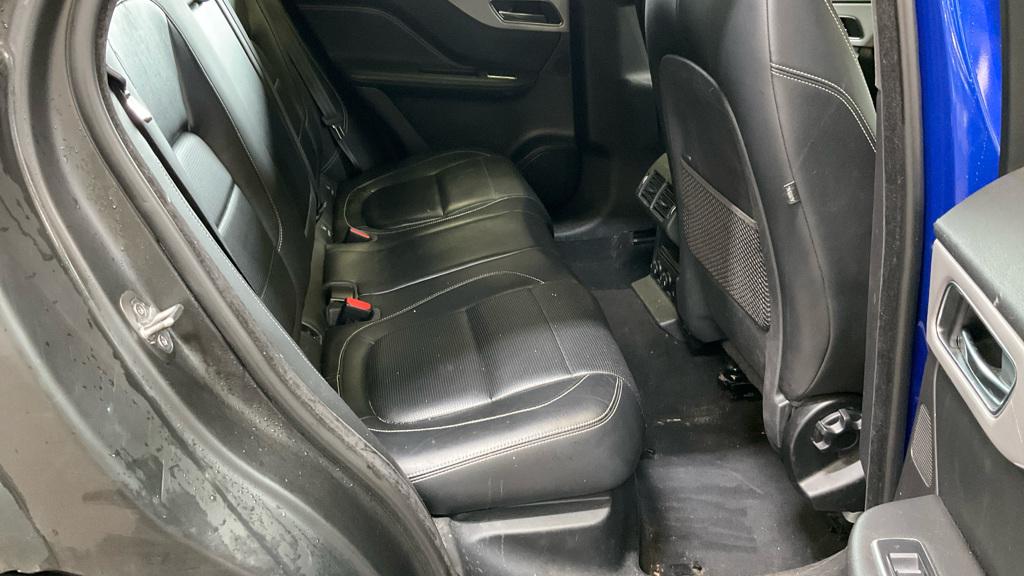 Jaguar F-PACE 2.0 D180 R-Sport SUV 5dr Diesel Auto AWD Euro 6 (s/s) (180 ps)