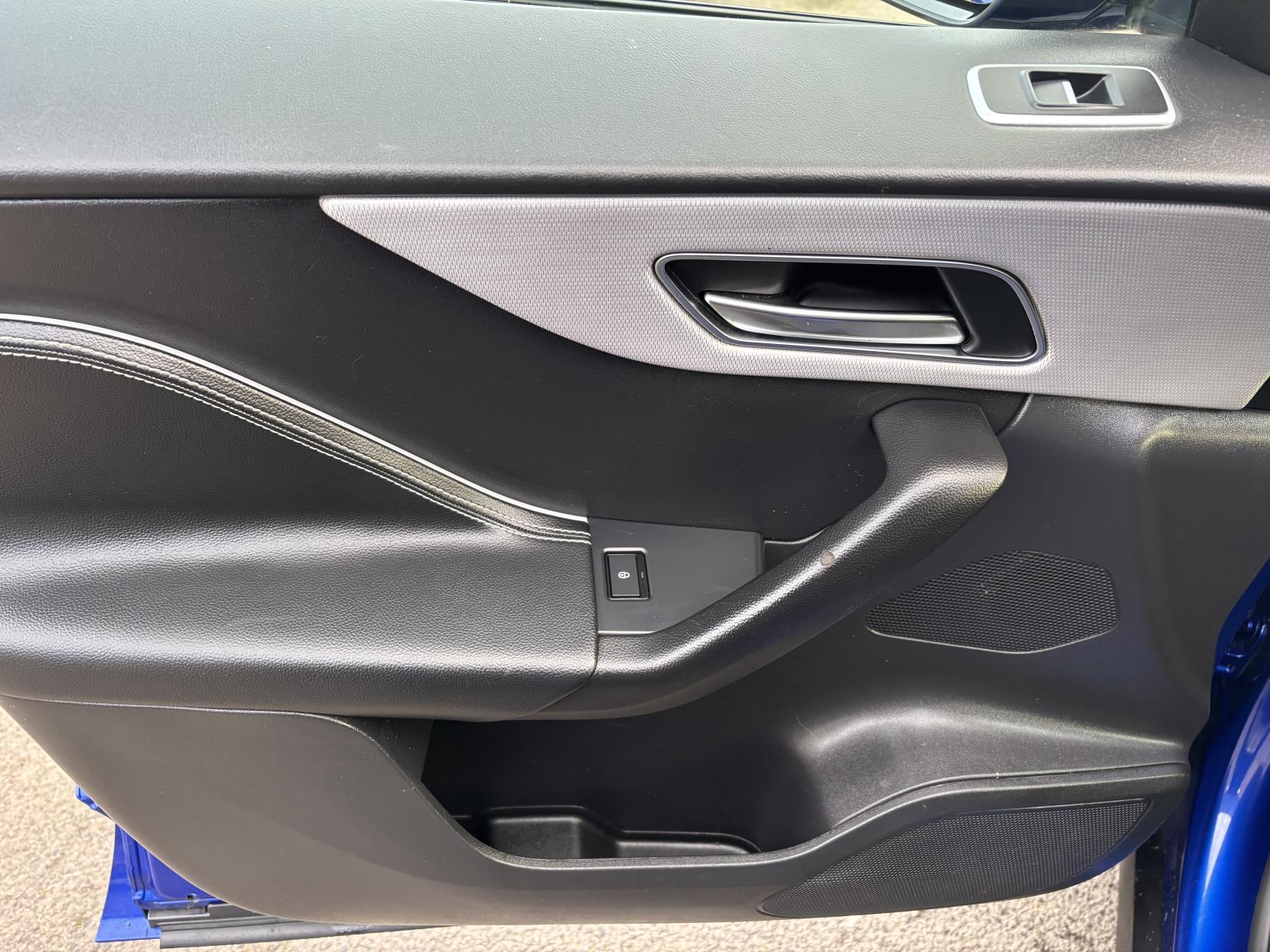 Jaguar F-PACE 2.0 D180 R-Sport SUV 5dr Diesel Auto AWD Euro 6 (s/s) (180 ps)