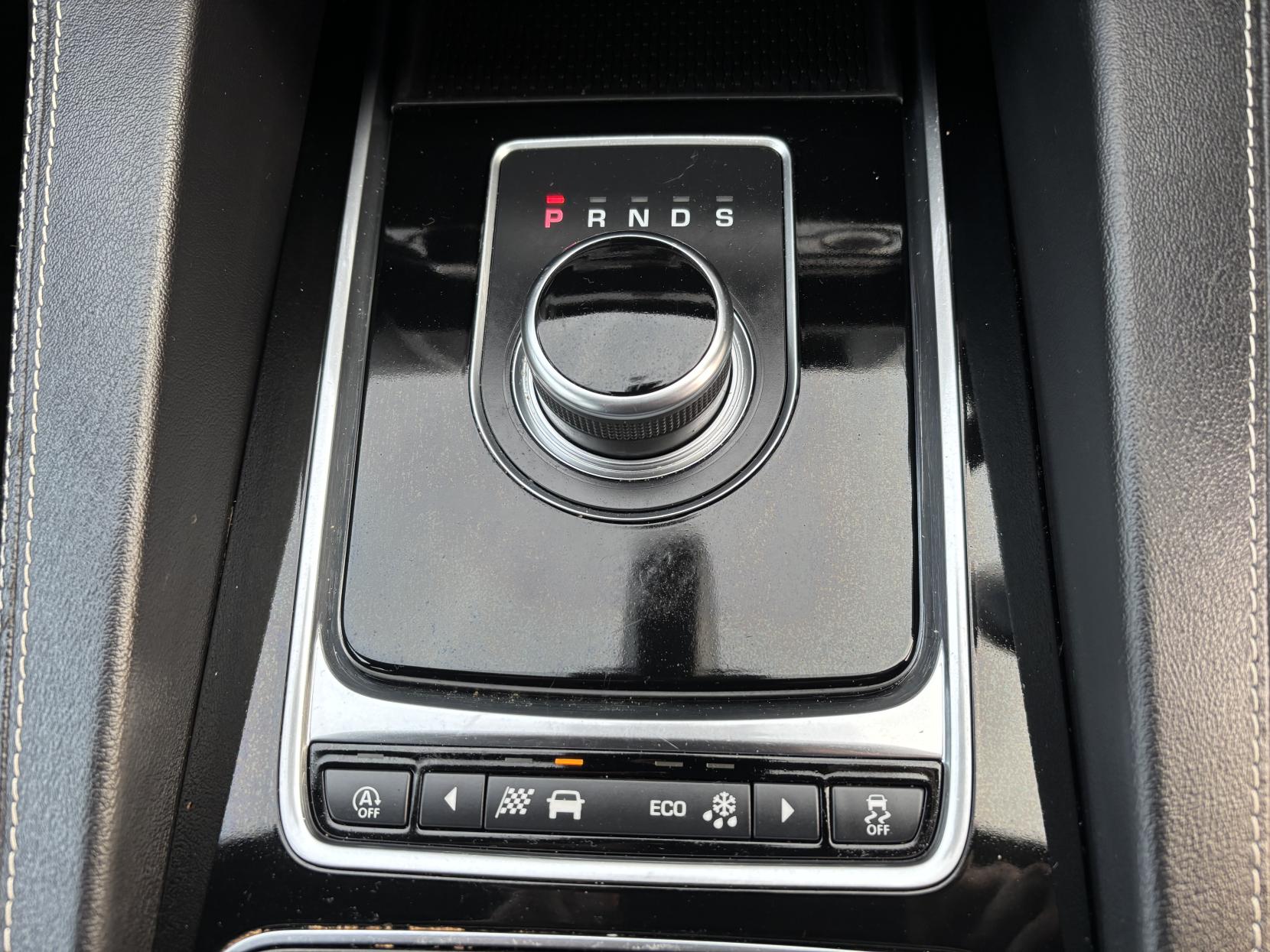 Jaguar F-PACE 2.0 D180 R-Sport SUV 5dr Diesel Auto AWD Euro 6 (s/s) (180 ps)