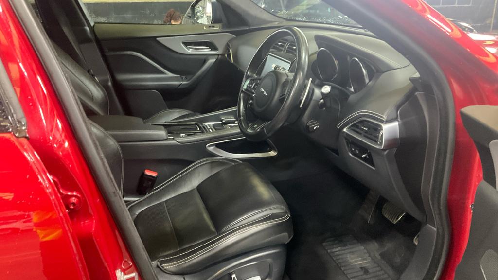 Jaguar F-PACE 2.0 D180 R-Sport SUV 5dr Diesel Auto AWD Euro 6 (s/s) (180 ps)