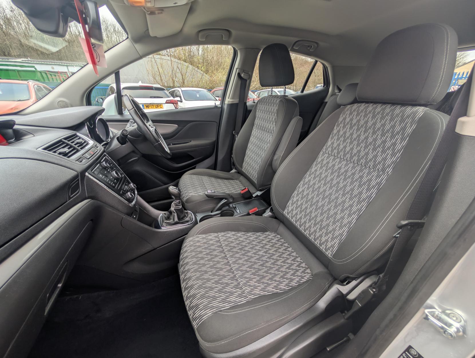 Vauxhall Mokka 1.4i Turbo Exclusiv SUV 5dr Petrol Manual 2WD Euro 6 (s/s) (140 ps)