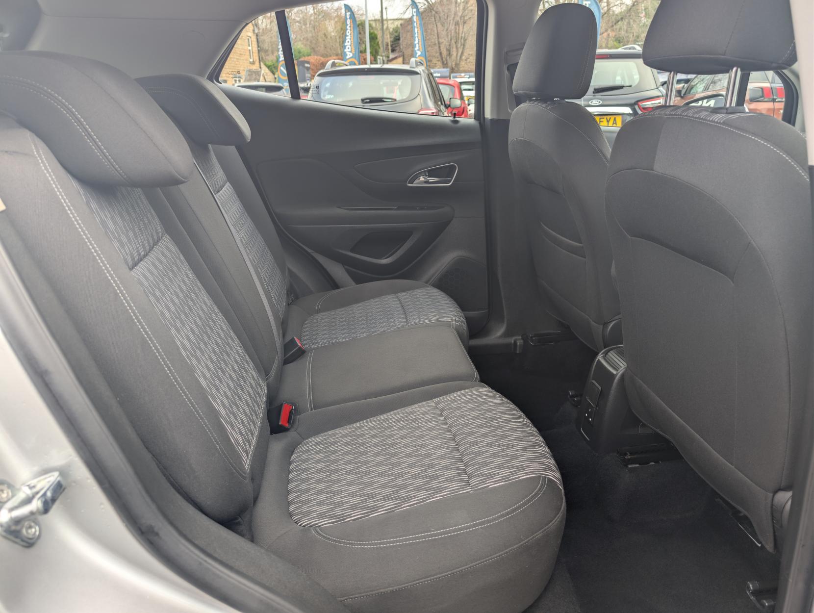 Vauxhall Mokka 1.4i Turbo Exclusiv SUV 5dr Petrol Manual 2WD Euro 6 (s/s) (140 ps)