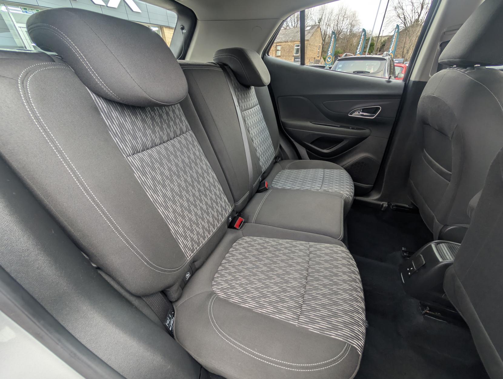 Vauxhall Mokka 1.4i Turbo Exclusiv SUV 5dr Petrol Manual 2WD Euro 6 (s/s) (140 ps)