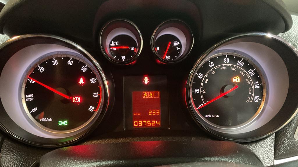 Vauxhall Mokka 1.4i Turbo Exclusiv SUV 5dr Petrol Manual 2WD Euro 6 (s/s) (140 ps)