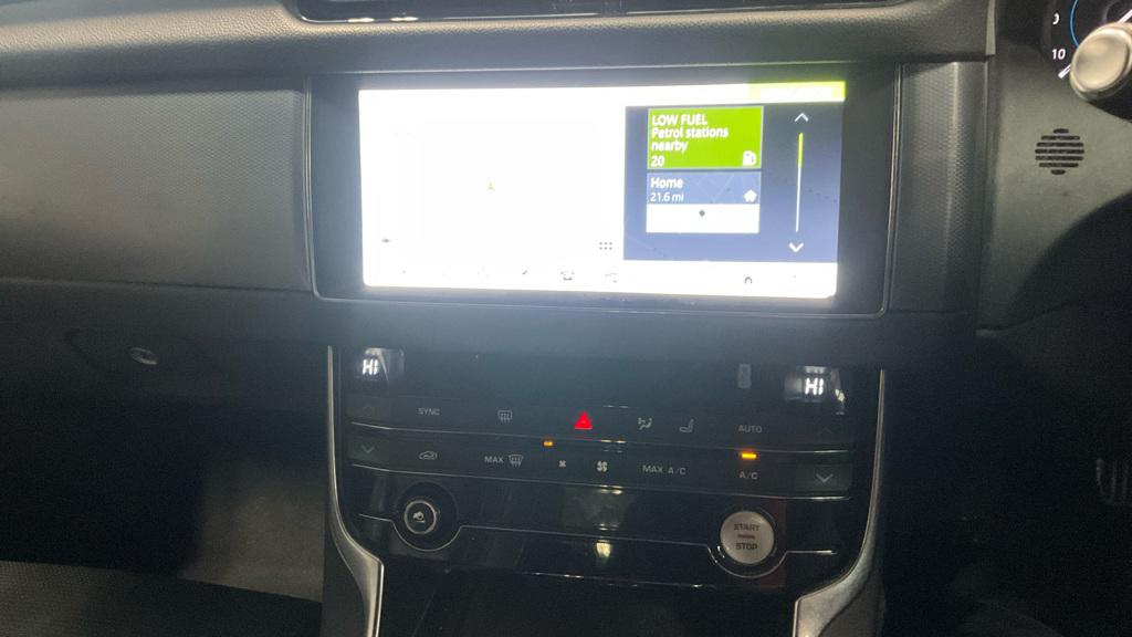 Jaguar XF 2.0d R-Sport Saloon 4dr Diesel Auto Euro 6 (s/s) (180 ps)