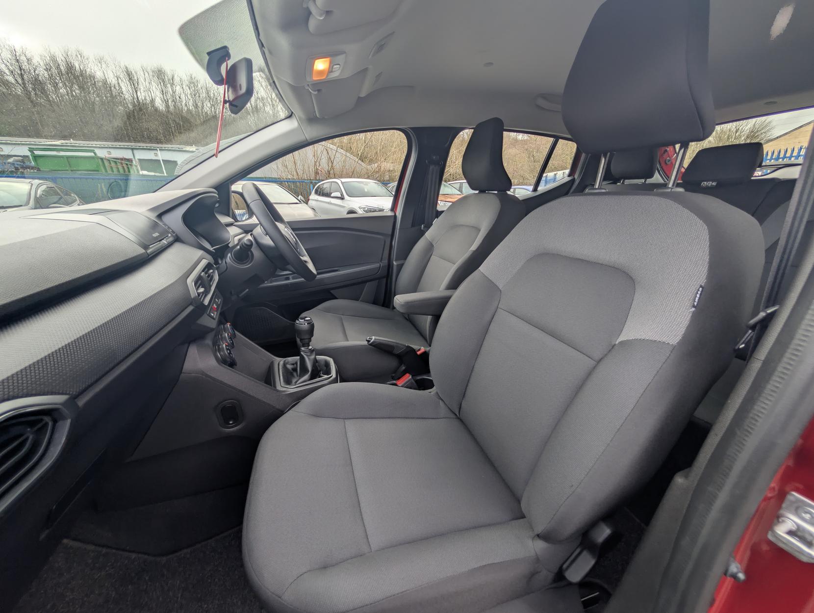 Dacia Sandero 1.0 SCe Essential Hatchback 5dr Petrol Manual Euro 6 (s/s) (65 ps)