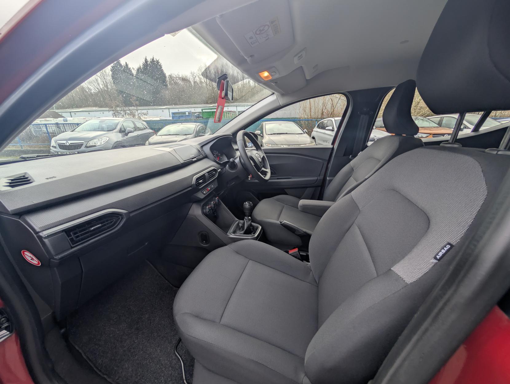 Dacia Sandero 1.0 SCe Essential Hatchback 5dr Petrol Manual Euro 6 (s/s) (65 ps)