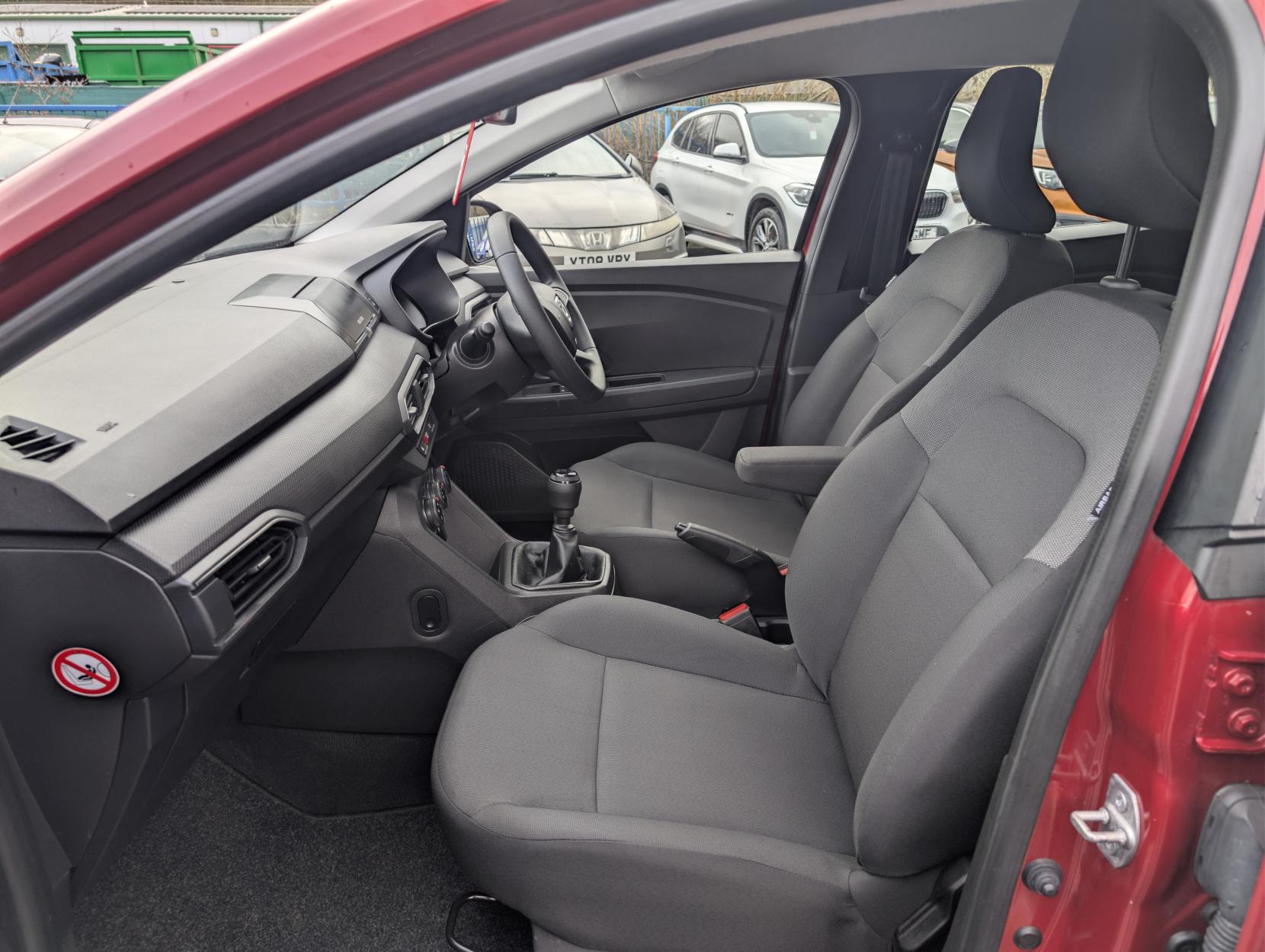 Dacia Sandero 1.0 SCe Essential Hatchback 5dr Petrol Manual Euro 6 (s/s) (65 ps)