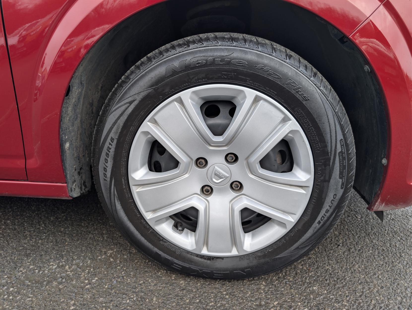 Dacia Sandero 1.0 SCe Essential Hatchback 5dr Petrol Manual Euro 6 (s/s) (65 ps)