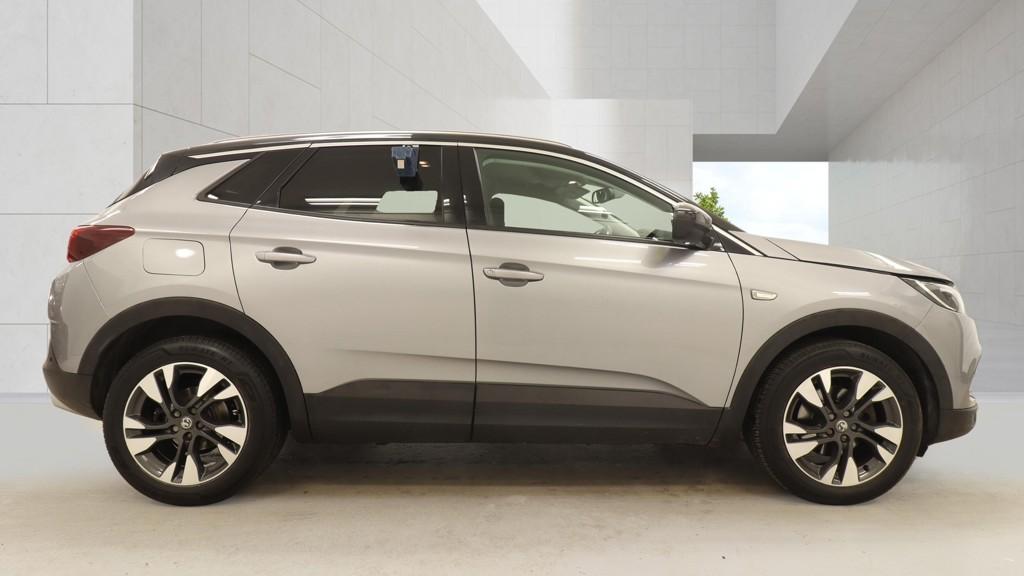 Vauxhall Grandland X 1.2 Turbo SE Premium SUV 5dr Petrol Manual Euro 6 (s/s) (130 ps)