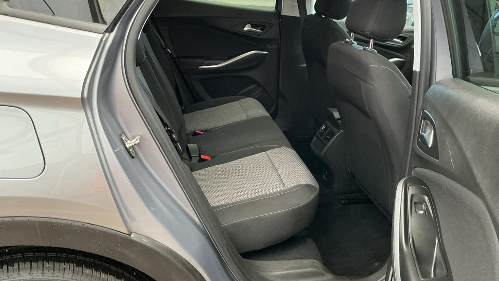 Vauxhall Grandland X 1.2 Turbo SE Premium SUV 5dr Petrol Manual Euro 6 (s/s) (130 ps)