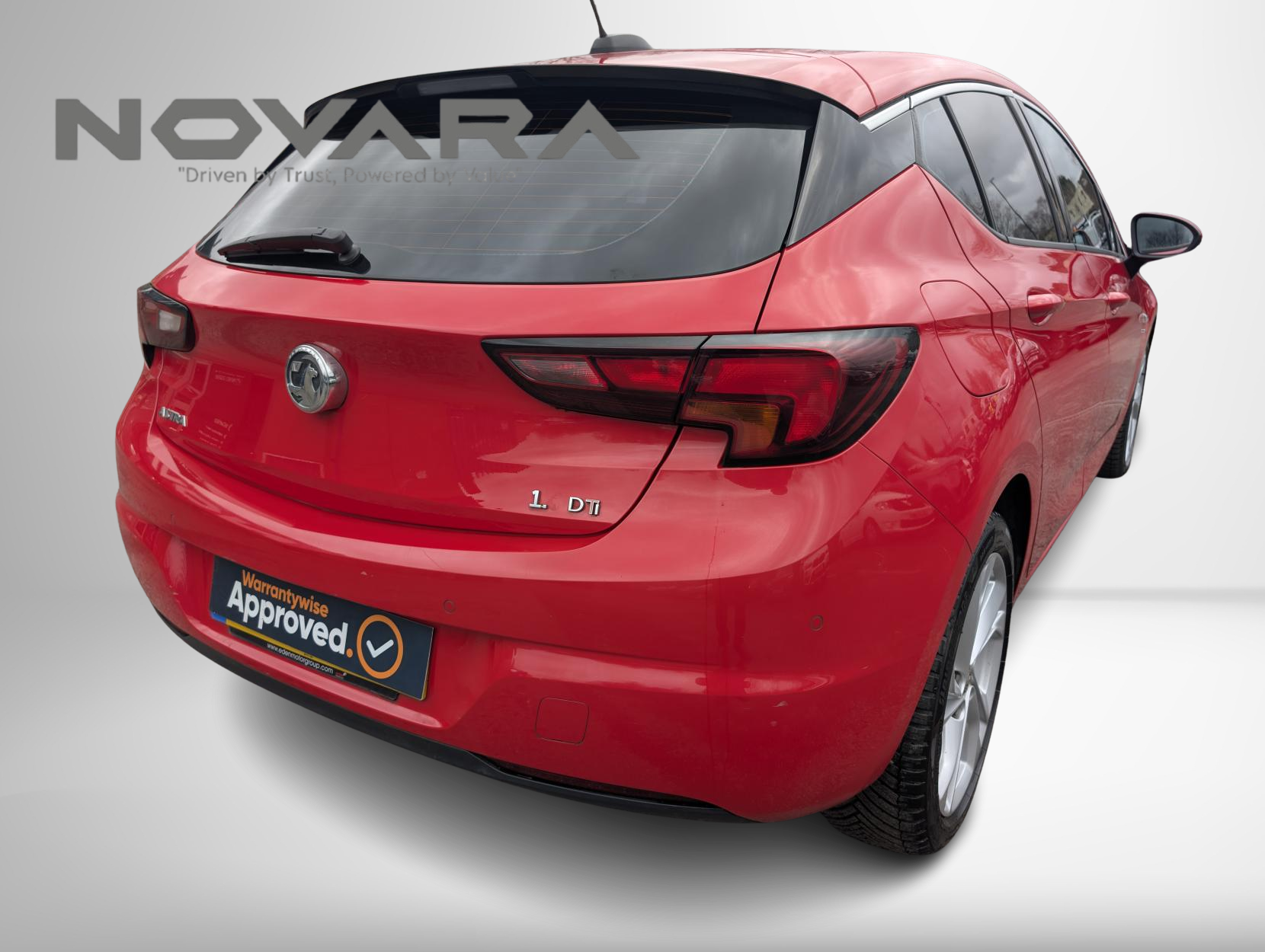 Vauxhall Astra 1.6 CDTi BlueInjection SRi Hatchback 5dr Diesel Auto Euro 6 (136 ps)