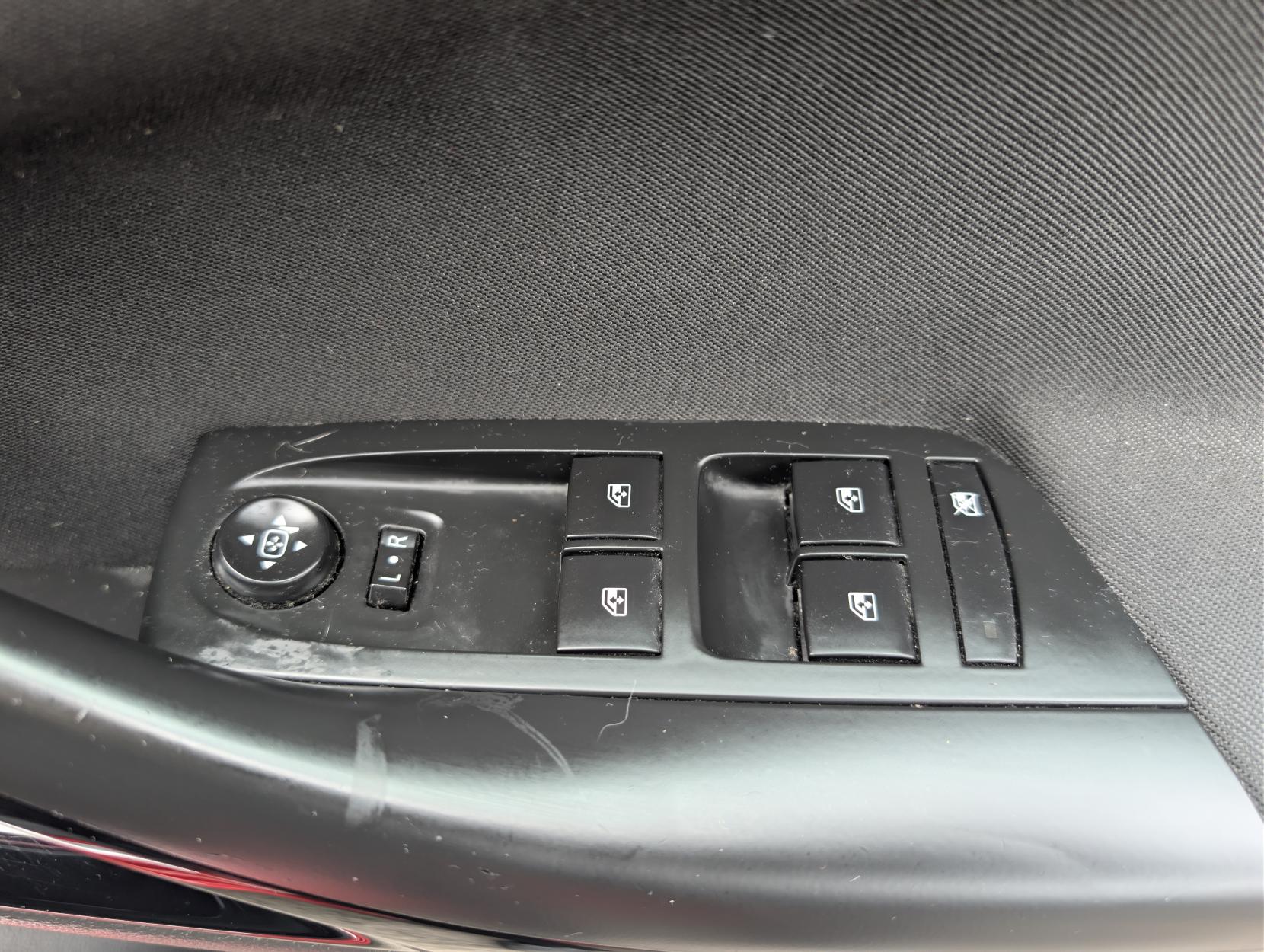 Vauxhall Astra 1.6 CDTi BlueInjection SRi Hatchback 5dr Diesel Auto Euro 6 (136 ps)