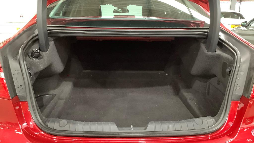 Jaguar XF 2.0d Prestige Saloon 4dr Diesel Manual Euro 6 (s/s) (163 ps)