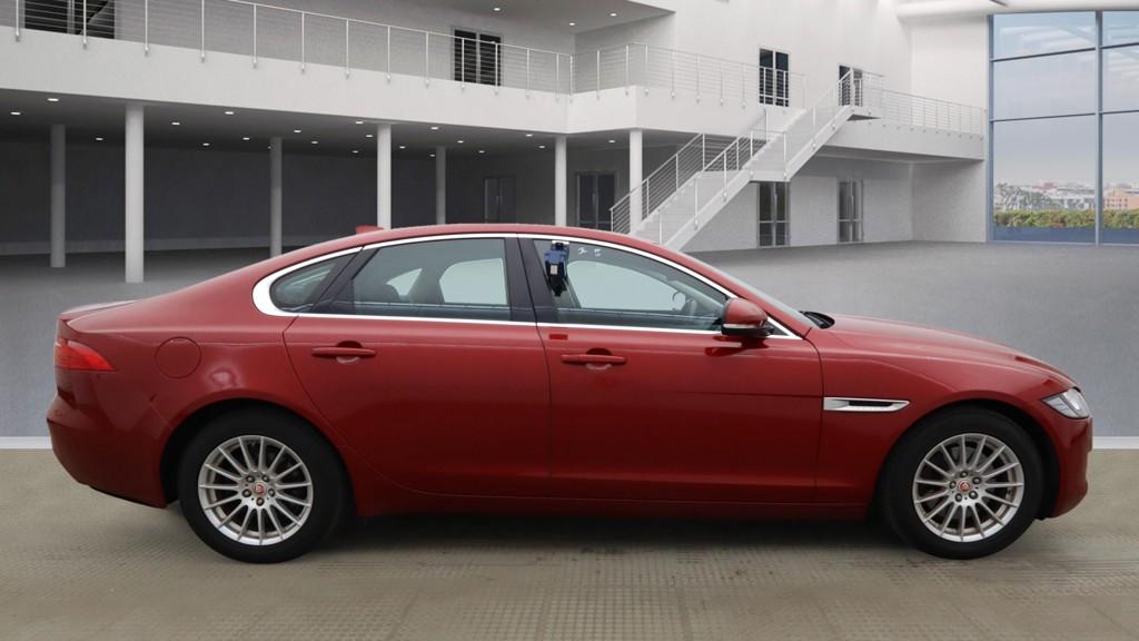 Jaguar XF 2.0d Prestige Saloon 4dr Diesel Manual Euro 6 (s/s) (163 ps)