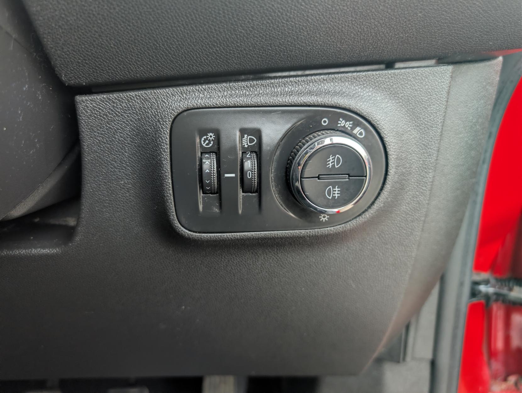 Vauxhall Corsa 1.4i ecoTEC SRi VX Line Nav Black Hatchback 3dr Petrol Manual Euro 6 (90 ps)