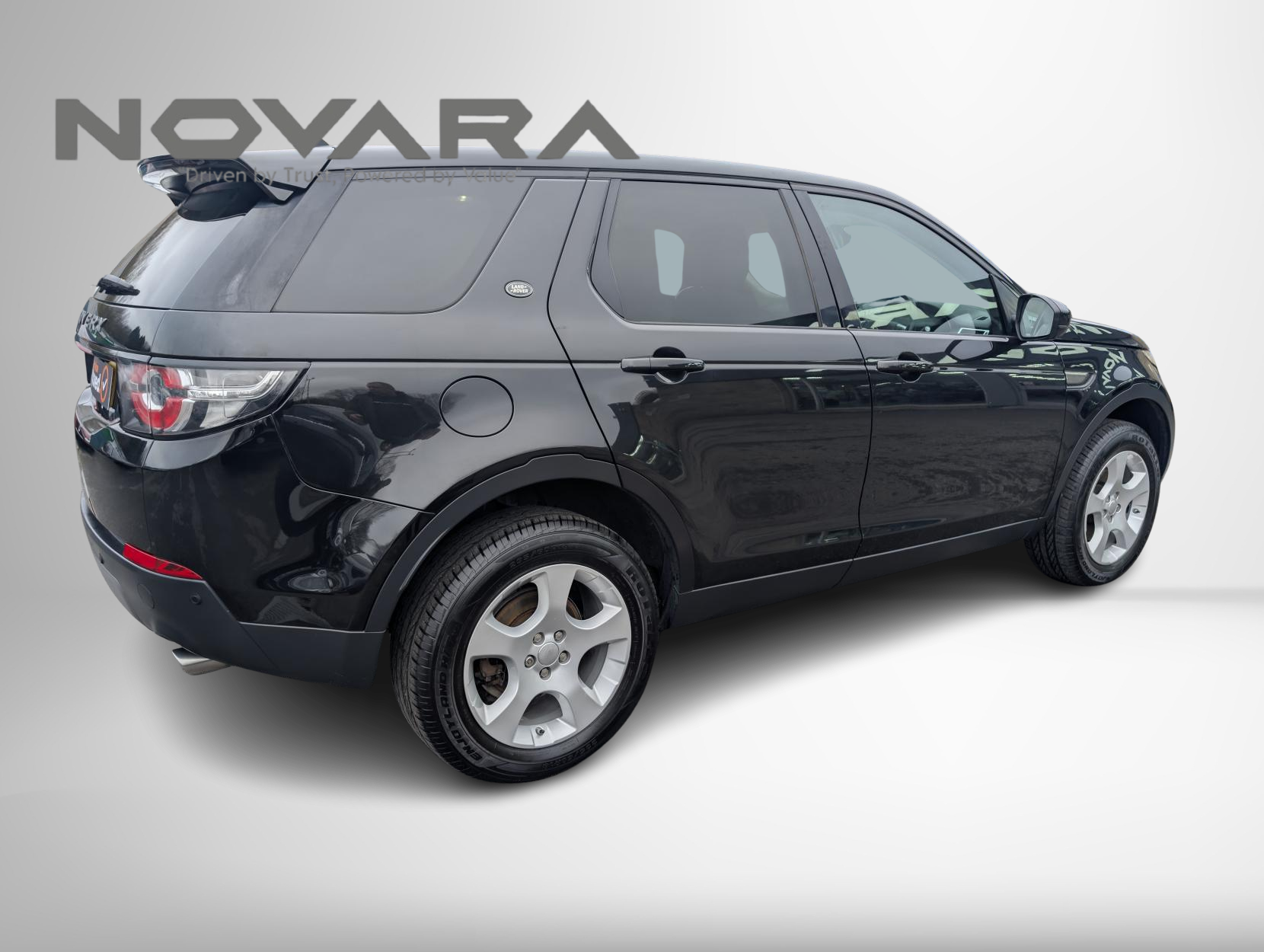 Land Rover Discovery Sport 2.0 TD4 SE Tech SUV 5dr Diesel Manual 4WD Euro 6 (s/s) (5 Seat) (150 ps)