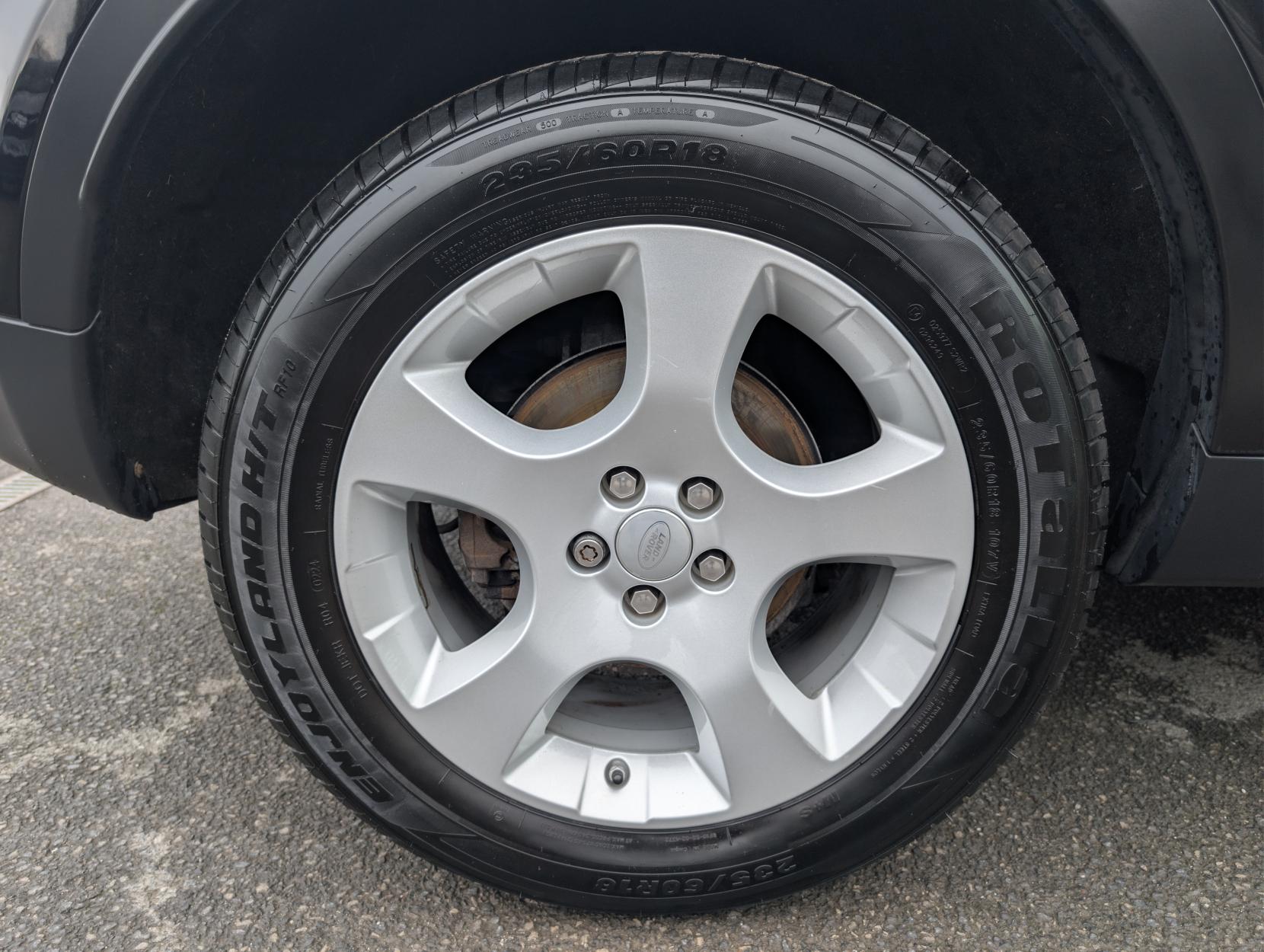 Land Rover Discovery Sport 2.0 TD4 SE Tech SUV 5dr Diesel Manual 4WD Euro 6 (s/s) (5 Seat) (150 ps)