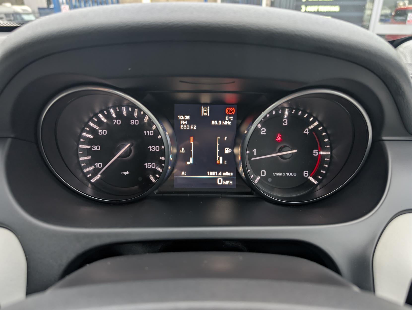 Land Rover Discovery Sport 2.0 TD4 SE Tech SUV 5dr Diesel Manual 4WD Euro 6 (s/s) (5 Seat) (150 ps)