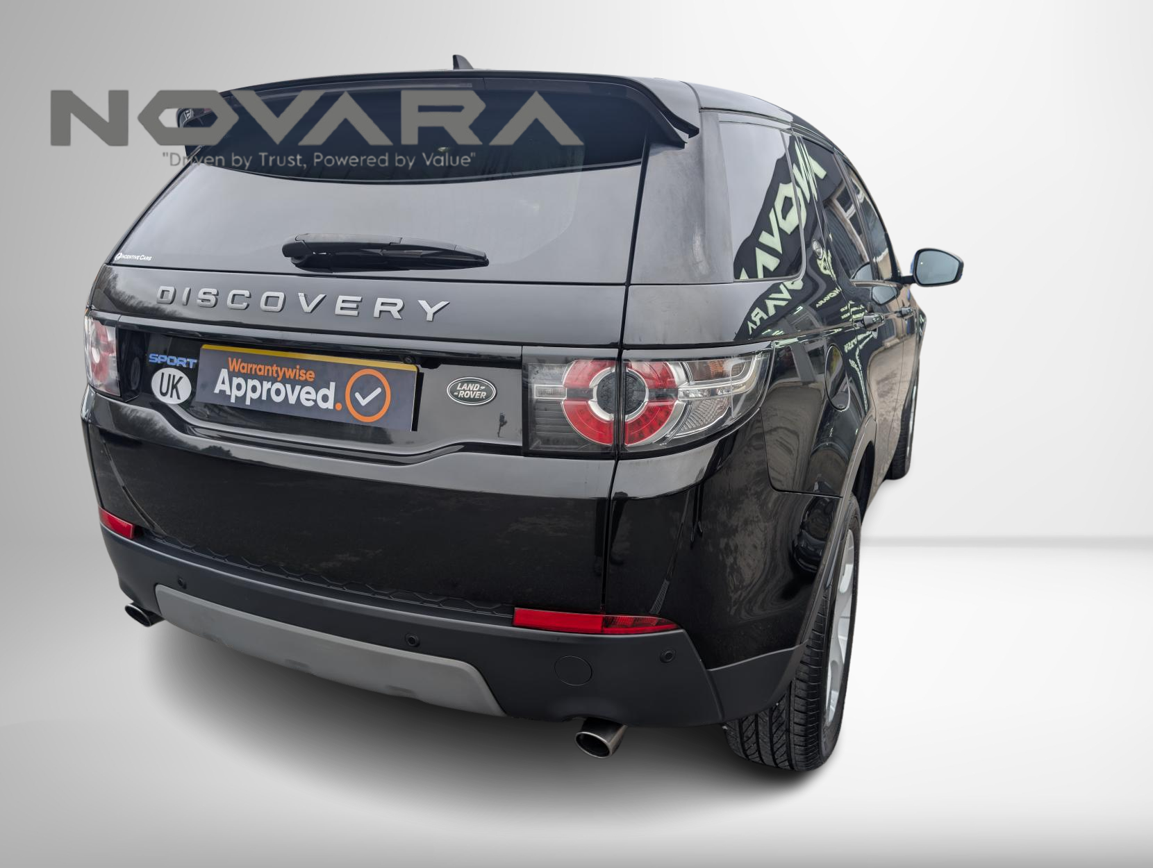 Land Rover Discovery Sport 2.0 TD4 SE Tech SUV 5dr Diesel Manual 4WD Euro 6 (s/s) (5 Seat) (150 ps)