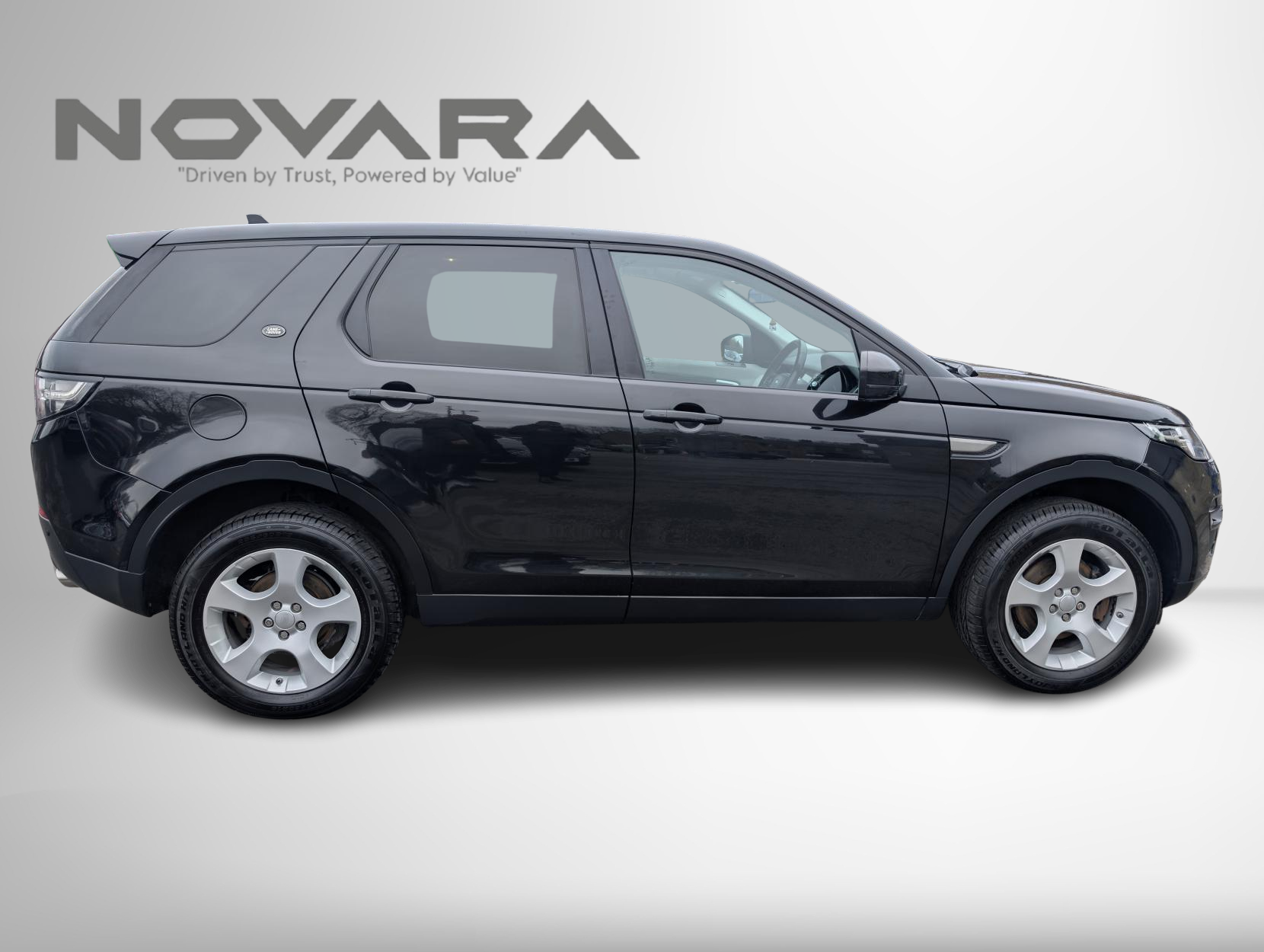 Land Rover Discovery Sport 2.0 TD4 SE Tech SUV 5dr Diesel Manual 4WD Euro 6 (s/s) (5 Seat) (150 ps)