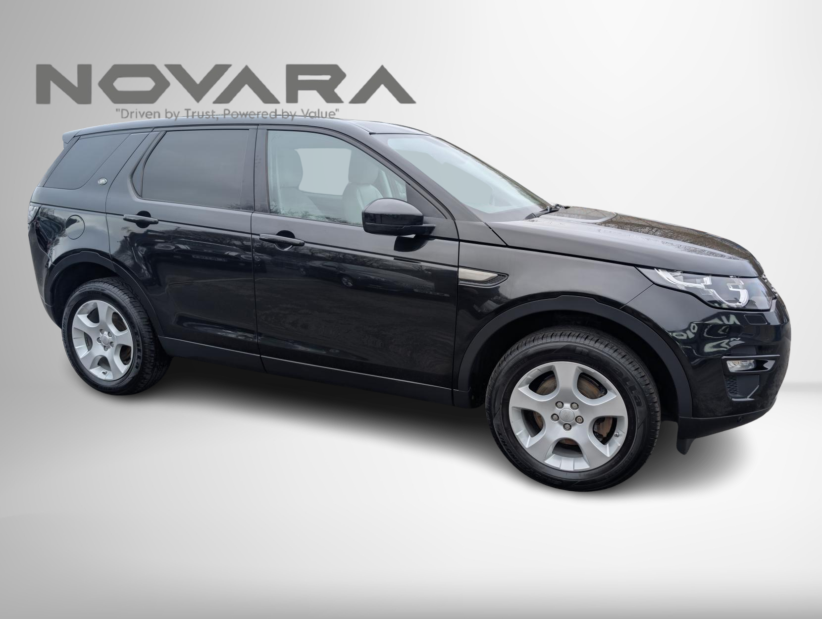 Land Rover Discovery Sport 2.0 TD4 SE Tech SUV 5dr Diesel Manual 4WD Euro 6 (s/s) (5 Seat) (150 ps)
